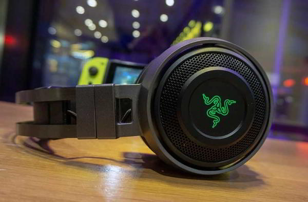 Обзор Razer Nari Ultimate наушников, вибрирующих лучше DualShock Обзор Razer Nari Ultimate наушников, вибрирующих лучше DualShock