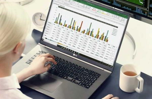 Обзор LG Gram 17: большой и портативный ноутбук для бизнеса Обзор LG Gram 17: большой и портативный ноутбук для бизнеса