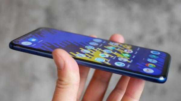 Обзор Honor View 20: не "бровь", а "глаз" Обзор Honor View 20: не "бровь", а "глаз"