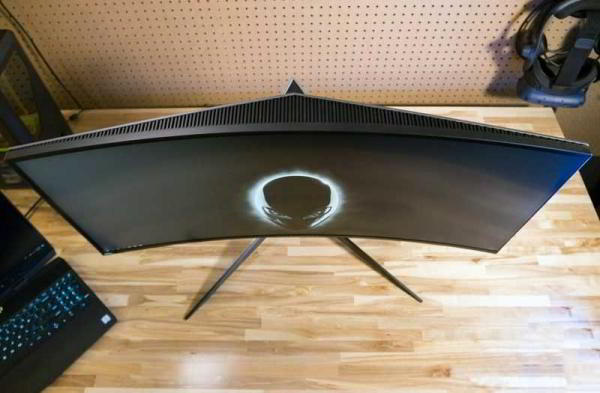 Обзор игрового монитора Alienware AW3418DW с высокой производительностью Обзор игрового монитора Alienware AW3418DW с высокой производительностью