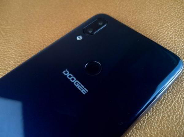 Обзор DOOGEE Y7 2019. Самое главное о смартфоне Обзор DOOGEE Y7 2019. Самое главное о смартфоне