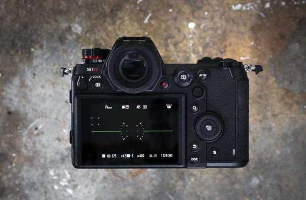 Обзор Panasonic Lumix S1R: полнокадровой камеры с 187-мегапикселями Обзор Panasonic Lumix S1R: полнокадровой камеры с 187-мегапикселями