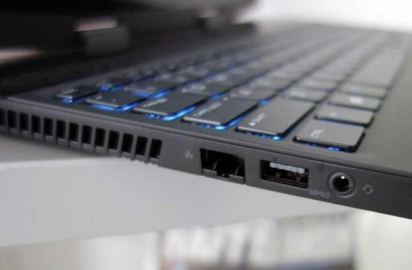 Обзор Alienware m15 серьёзного игрового ноутбука Обзор Alienware m15 серьёзного игрового ноутбука