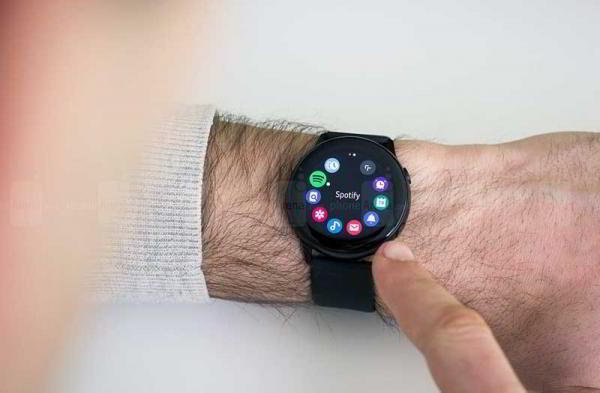 Обзор Samsung Galaxy Watch Active: компактные и функциональные умные часы Обзор Samsung Galaxy Watch Active: компактные и функциональные умные часы