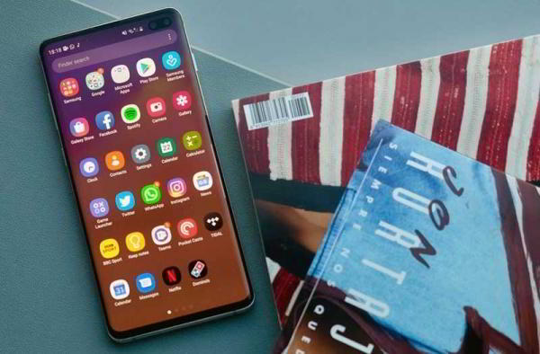 Обзор Samsung Galaxy S10 Plus: универсальный телефон со всем необходимым Обзор Samsung Galaxy S10 Plus: универсальный телефон со всем необходимым