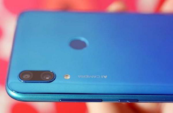 Обзор Huawei Y7 2019 (Enjoy 9, Y7 Pro): бюджетного смартфона с премиум дизайном Обзор Huawei Y7 2019 (Enjoy 9, Y7 Pro): бюджетного смартфона с премиум дизайном