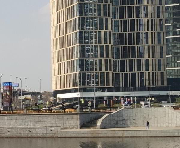 Какой смартфон снимает лучше: фототест для Huawei P30 Pro, Samsung Galaxy S10 и Xiaomi Mi 9 Какой смартфон снимает лучше: фототест для Huawei P30 Pro, Samsung Galaxy S10 и Xiaomi Mi 9