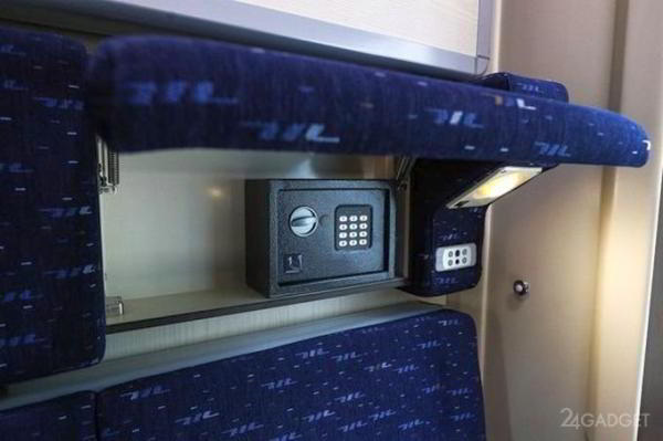 Отныне российские купейные вагоны оснащены кухней и сейфом (9 фото + видео)