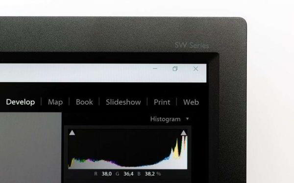 BenQ SW320 — Обзор профессионального 4K монитора, на котором можно всё BenQ SW320 — Обзор профессионального 4K монитора, на котором можно всё