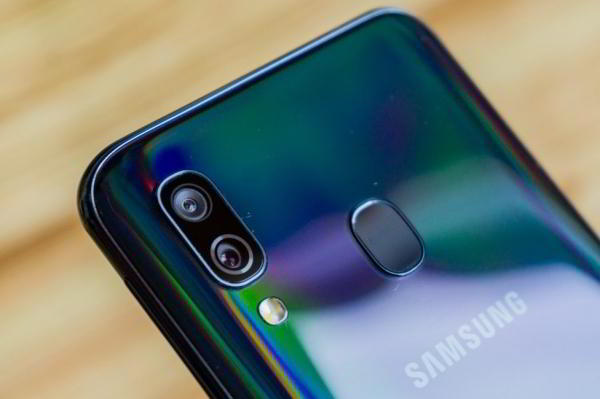 Обзор Samsung Galaxy A40 — компактный средний класс Обзор Samsung Galaxy A40 — компактный средний класс