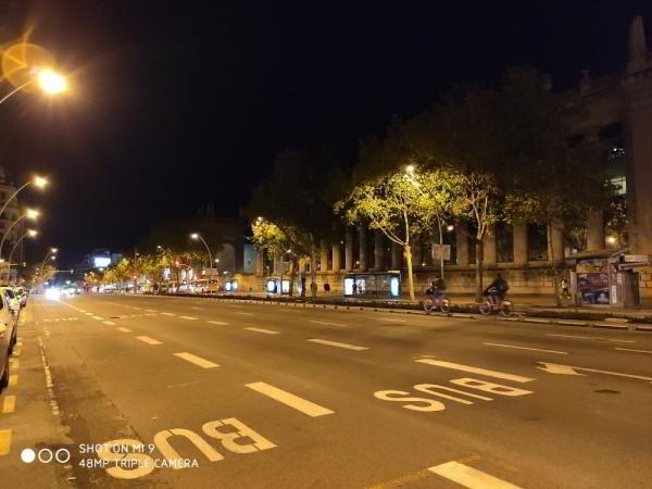 Обзор Xiaomi Mi 9: недорогой флагман Обзор Xiaomi Mi 9: недорогой флагман