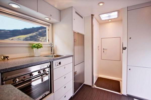 Action Mobil Zetros 5000 — дом на колесах для самых суровых путешественников Action Mobil Zetros 5000 — дом на колесах для самых суровых путешественников