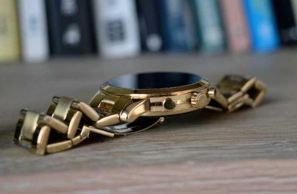 Обзор Michael Kors Access Runway: функциональные и модные умные часы Обзор Michael Kors Access Runway: функциональные и модные умные часы