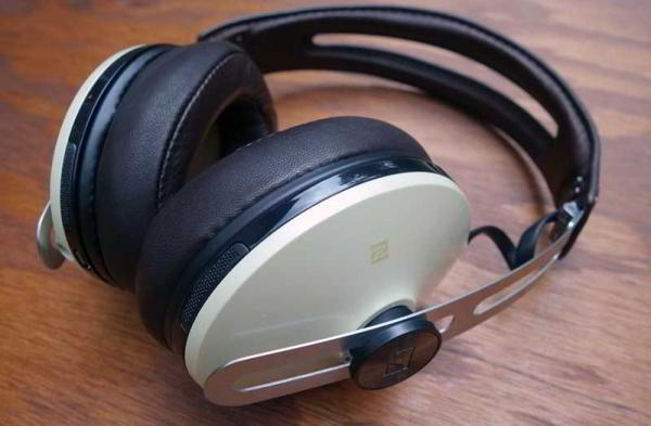 Обзор Sennheiser Momentum Wireless: высококлассных беспроводных наушников Обзор Sennheiser Momentum Wireless: высококлассных беспроводных наушников