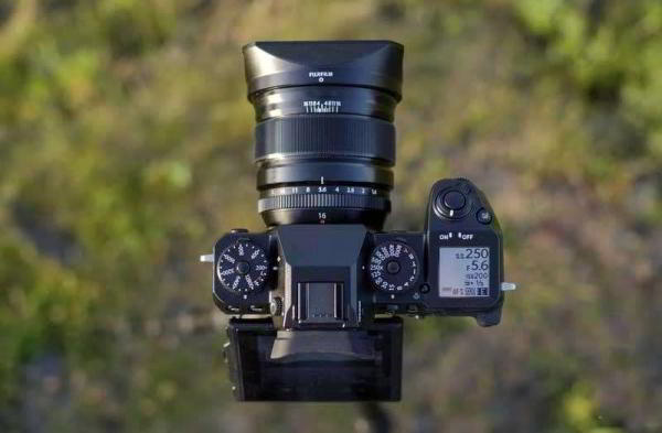 Обзор Fujifilm X-H1: лучшая беззеркальная камера Fujifilm 2018 Обзор Fujifilm X-H1: лучшая беззеркальная камера Fujifilm 2018