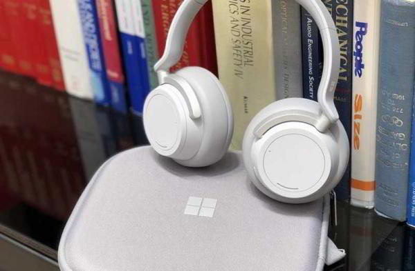 Первый обзор Microsoft Surface Headphones: детальный и сокрушающий звук Первый обзор Microsoft Surface Headphones: детальный и сокрушающий звук