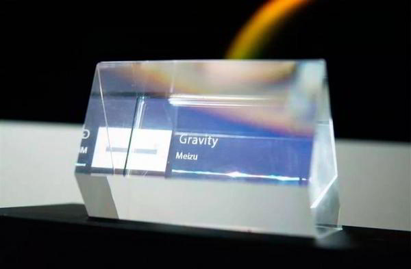 Первый обзор Meizu Gravity: иллюзия парящая в воздухе Первый обзор Meizu Gravity: иллюзия парящая в воздухе