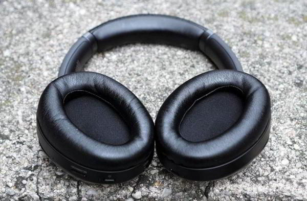 Обзор Sony WH-1000XM3: беспроводные наушники с лучшим шумоподавлением Обзор Sony WH-1000XM3: беспроводные наушники с лучшим шумоподавлением