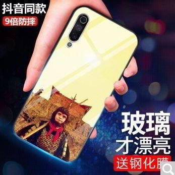 Фотографии Meizu 16Xs в модных защитных чехлах Фотографии Meizu 16Xs в модных защитных чехлах