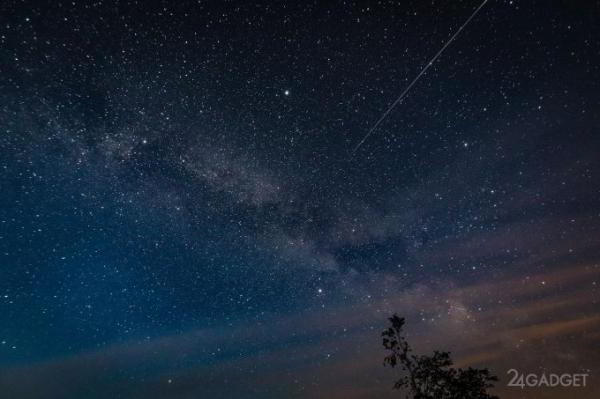 Интернет-спутники Илона Маска видны над Россией без телескопа (3 фото + видео) Интернет-спутники Илона Маска видны над Россией без телескопа (3 фото + видео)