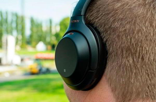 Обзор Sony WH-1000XM3: беспроводные наушники с лучшим шумоподавлением Обзор Sony WH-1000XM3: беспроводные наушники с лучшим шумоподавлением