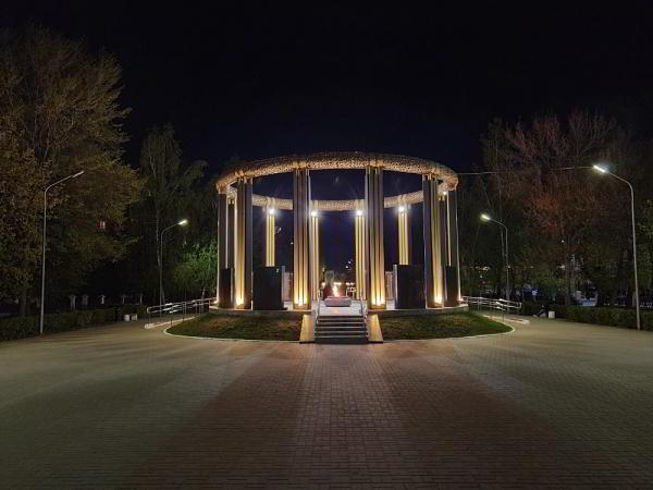 Какой смартфон снимает лучше: фототест для Huawei P30 Pro, Samsung Galaxy S10 и Xiaomi Mi 9 Какой смартфон снимает лучше: фототест для Huawei P30 Pro, Samsung Galaxy S10 и Xiaomi Mi 9