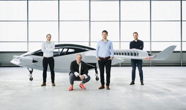 Воздушное такси Lilium совершило первый серьезный полет Воздушное такси Lilium совершило первый серьезный полет
