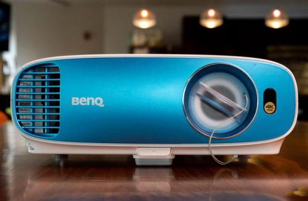 Обзор BenQ TK800: фантастический и яркий 4K домашний проектор Обзор BenQ TK800: фантастический и яркий 4K домашний проектор
