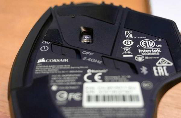 Обзор Corsair Dark Core SE большой беспроводной мыши Обзор Corsair Dark Core SE большой беспроводной мыши