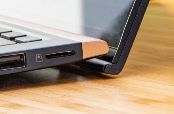 Обзор ноутбука Asus ZenBook 14 UX433 — хороший и немного особенный Обзор ноутбука Asus ZenBook 14 UX433 — хороший и немного особенный