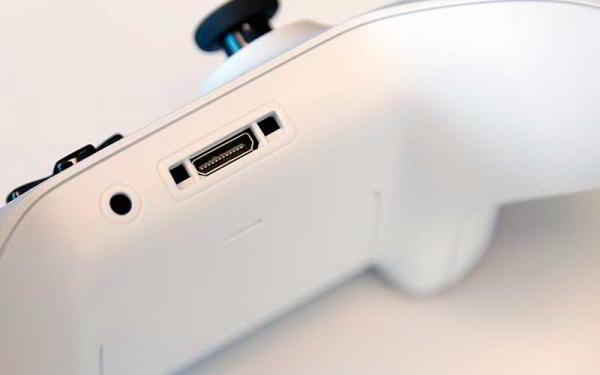 Консоль Xbox One S уже здесь, пришло время угробить ваш Xbox One Консоль Xbox One S уже здесь, пришло время угробить ваш Xbox One