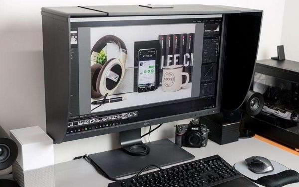 BenQ SW320 — Обзор профессионального 4K монитора, на котором можно всё BenQ SW320 — Обзор профессионального 4K монитора, на котором можно всё