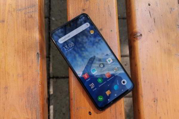 Обзор Xiaomi Mi 9: недорогой флагман Обзор Xiaomi Mi 9: недорогой флагман