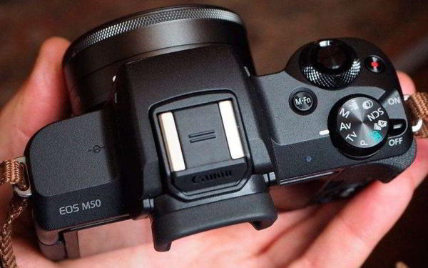 Canon EOS M50 — Обзор почти идеальной камеры для влогеров Canon EOS M50 — Обзор почти идеальной камеры для влогеров