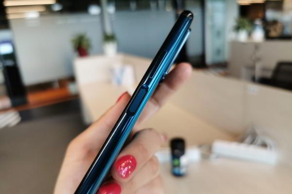 Первый взгляд на смартфоны Honor 20: грядут перемены Первый взгляд на смартфоны Honor 20: грядут перемены