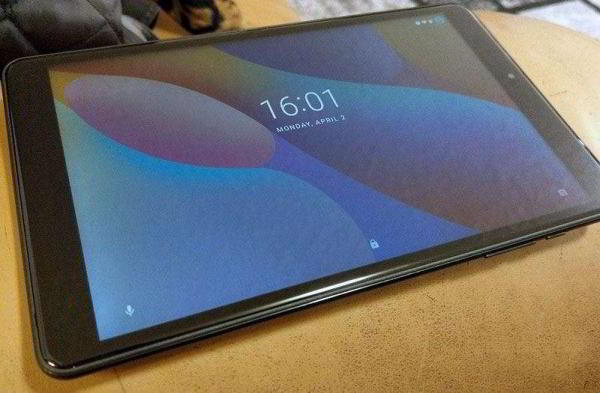 Обзор Chuwi Hi9 бюджетного планшета для игр Обзор Chuwi Hi9 бюджетного планшета для игр