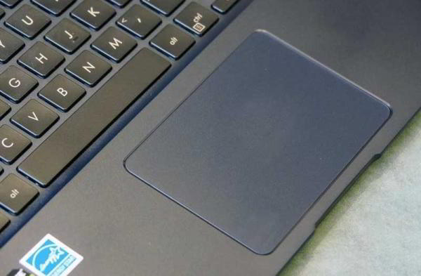 Обзор Asus ZenBook 15 UX533 производительного ноутбука в компактном корпусе Обзор Asus ZenBook 15 UX533 производительного ноутбука в компактном корпусе