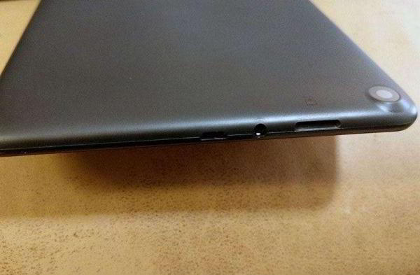 Обзор Chuwi Hi9 бюджетного планшета для игр Обзор Chuwi Hi9 бюджетного планшета для игр