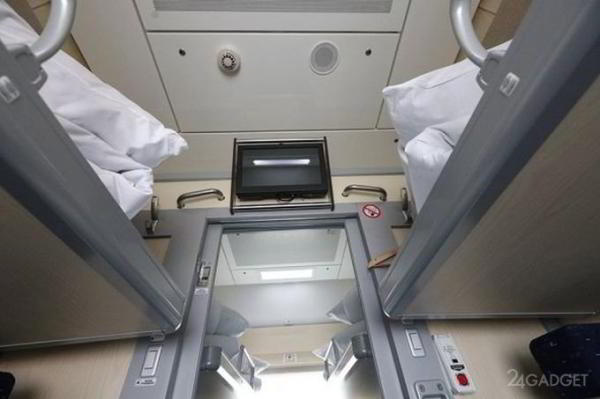 Отныне российские купейные вагоны оснащены кухней и сейфом (9 фото + видео)