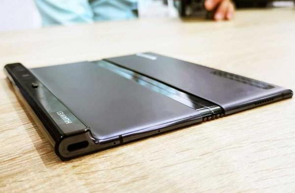 Первый обзор Huawei Mate X складного смартфона, который вы захотите Первый обзор Huawei Mate X складного смартфона, который вы захотите