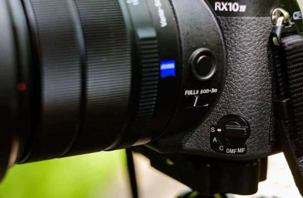 Обзор Sony RX10 Mark IV: лучшая камера всё в одном от Sony Обзор Sony RX10 Mark IV: лучшая камера всё в одном от Sony