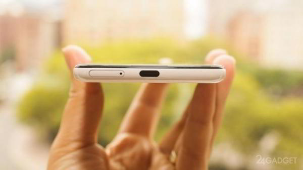 Google представил 3-е поколение смартфонов Pixel (20 фото + 2 видео) Google представил 3-е поколение смартфонов Pixel (20 фото + 2 видео)