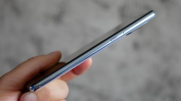 Обзор смартфона Huawei P30: базовый флагман Обзор смартфона Huawei P30: базовый флагман