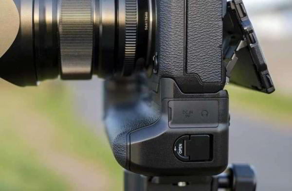 Обзор Fujifilm X-H1: лучшая беззеркальная камера Fujifilm 2018 Обзор Fujifilm X-H1: лучшая беззеркальная камера Fujifilm 2018