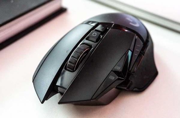 Обзор Logitech G502 Lightspeed: лучшая беспроводная мышь для игроков Обзор Logitech G502 Lightspeed: лучшая беспроводная мышь для игроков