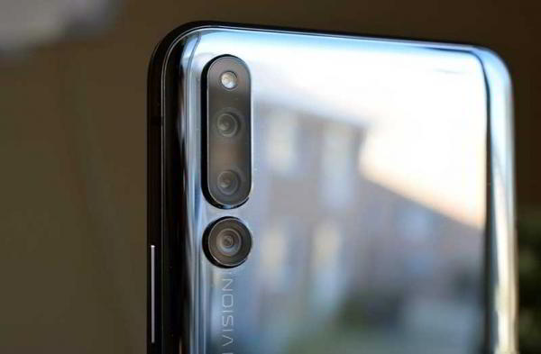 Обзор смартфона Honor Magic 2: яркого слайдера без рамок Обзор смартфона Honor Magic 2: яркого слайдера без рамок