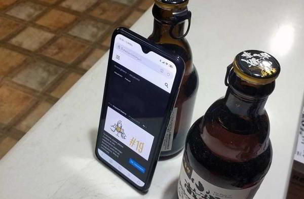 Обзор Xiaomi Mi 9 SE уменьшенной версии флагмана Обзор Xiaomi Mi 9 SE уменьшенной версии флагмана