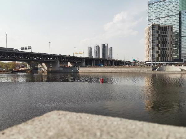 Какой смартфон снимает лучше: фототест для Huawei P30 Pro, Samsung Galaxy S10 и Xiaomi Mi 9 Какой смартфон снимает лучше: фототест для Huawei P30 Pro, Samsung Galaxy S10 и Xiaomi Mi 9