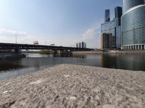 Какой смартфон снимает лучше: фототест для Huawei P30 Pro, Samsung Galaxy S10 и Xiaomi Mi 9 Какой смартфон снимает лучше: фототест для Huawei P30 Pro, Samsung Galaxy S10 и Xiaomi Mi 9