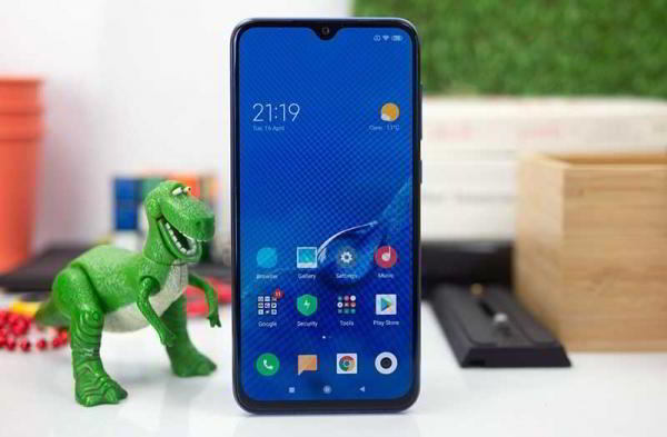 Обзор Xiaomi Mi 9 SE уменьшенной версии флагмана Обзор Xiaomi Mi 9 SE уменьшенной версии флагмана